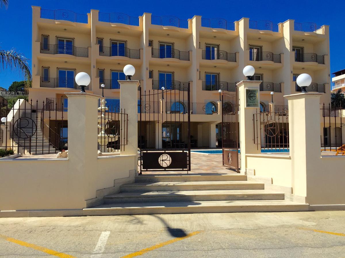 פורטו אמפדוקלה Hotel Riviera Palace מראה חיצוני תמונה