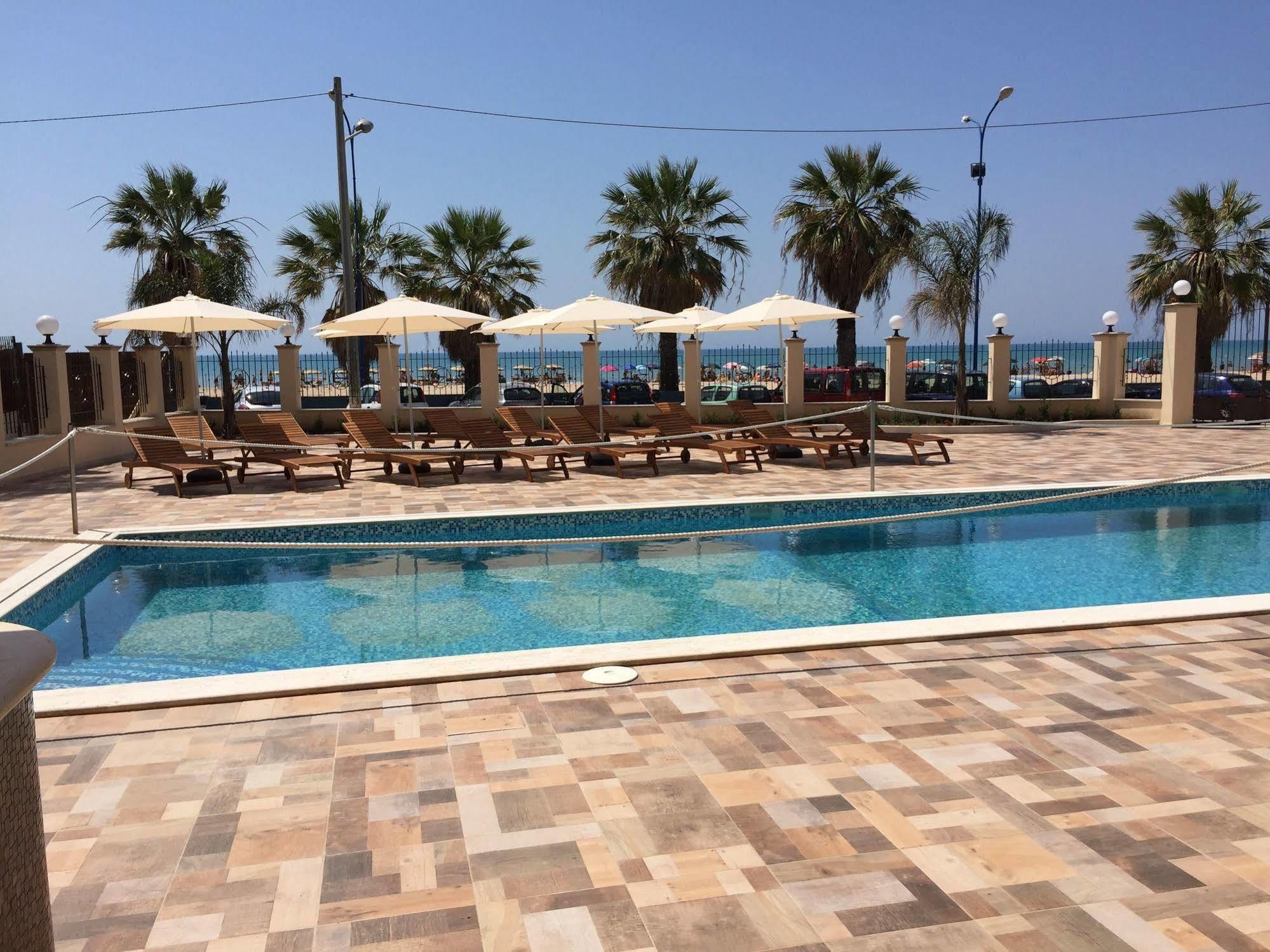 פורטו אמפדוקלה Hotel Riviera Palace מראה חיצוני תמונה