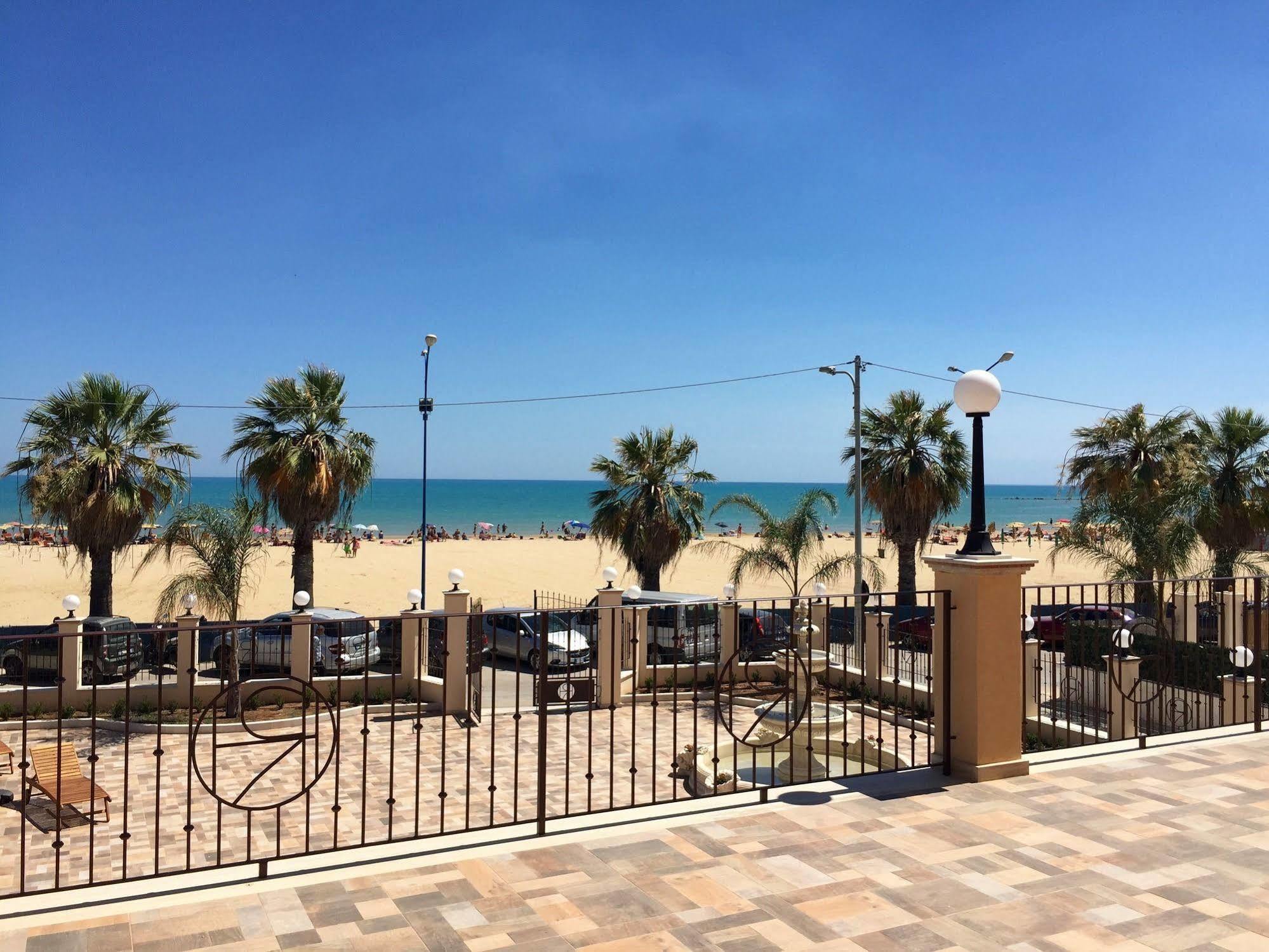 פורטו אמפדוקלה Hotel Riviera Palace מראה חיצוני תמונה